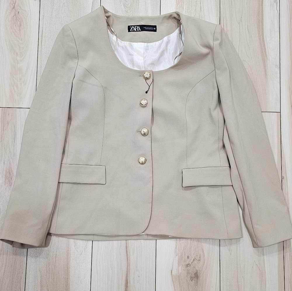 NEW Zara Beige round neck blazer Retro Structured Size XL Tik tok gold buttons - Picture 6 of 11